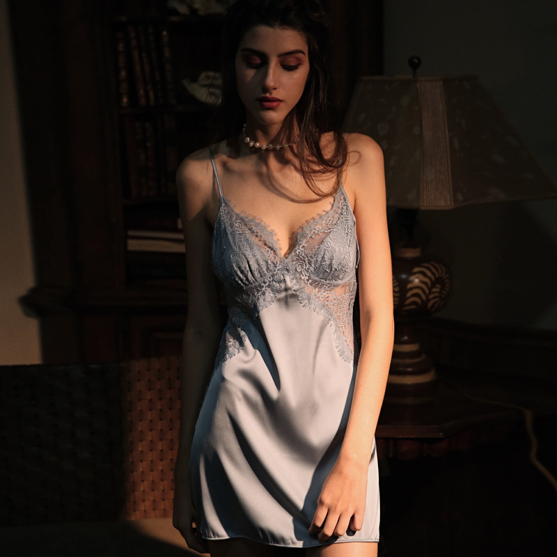 Thin suspender nightdress