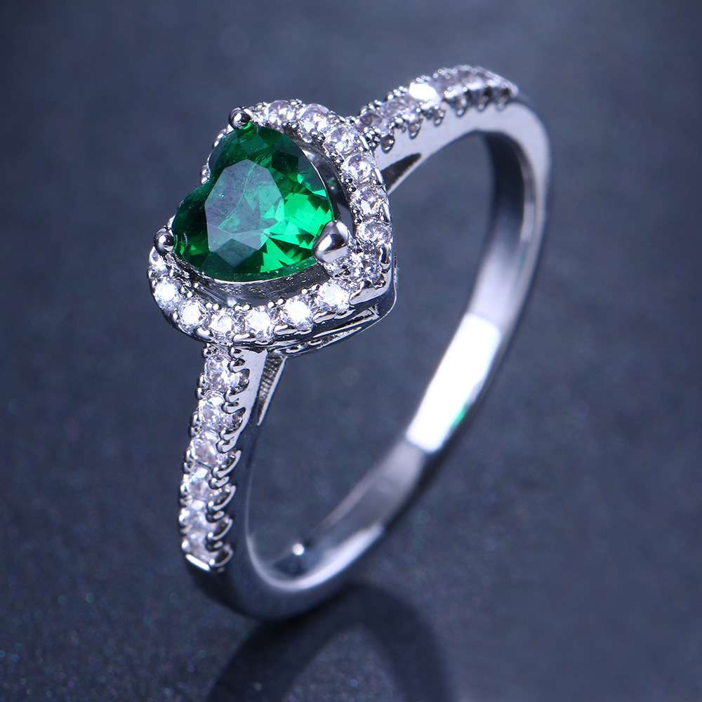 Emerald Loving Heart Zircon Ring For Women