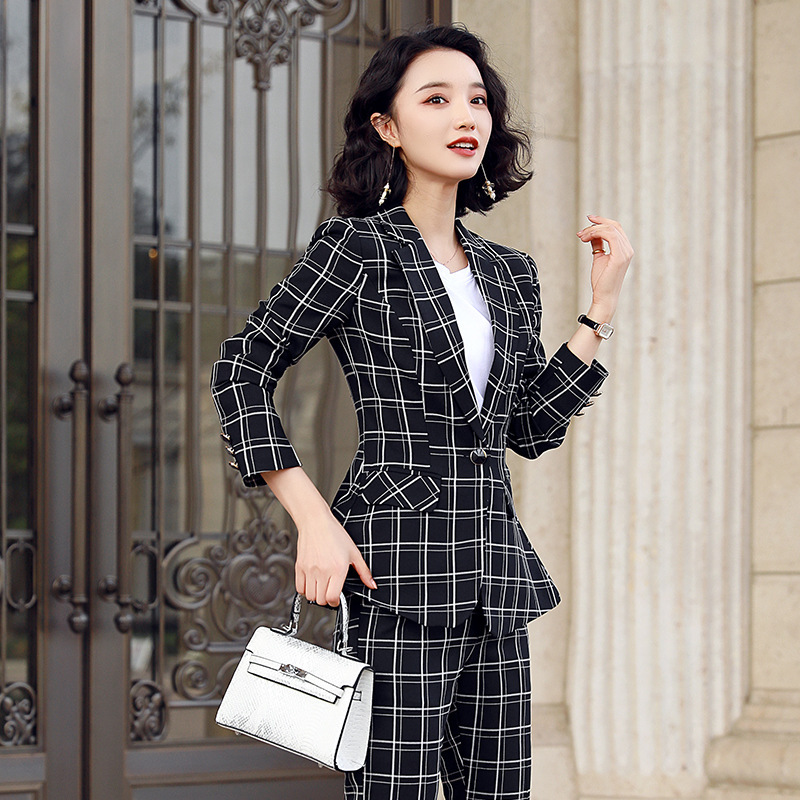 Plaid suit women