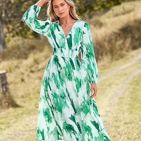 Spring NEW Long Casual Long Sleeve V-neck Printed Beach Long Flowy Dress