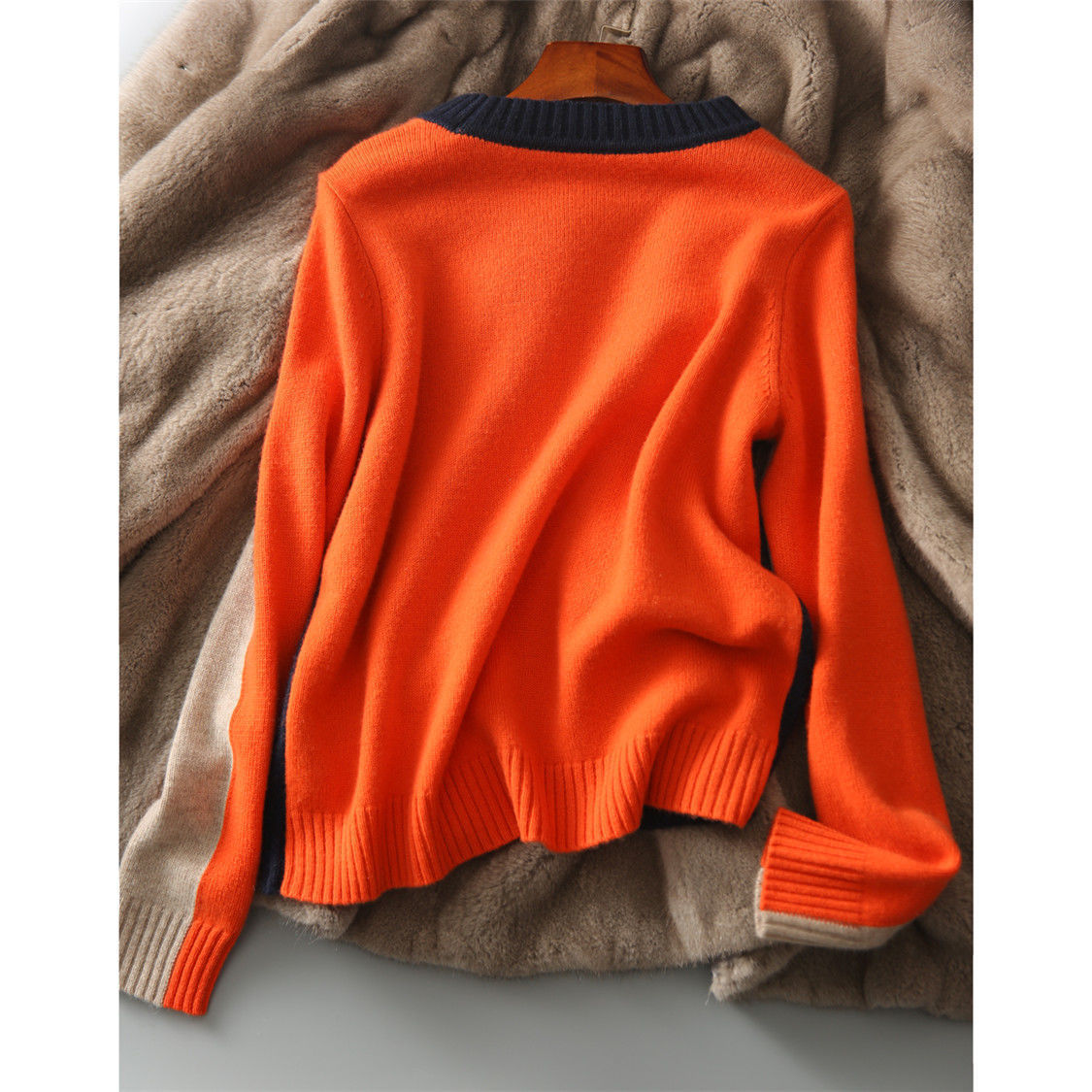 Simple Western Style Colored Pullover Bottoming Sweater