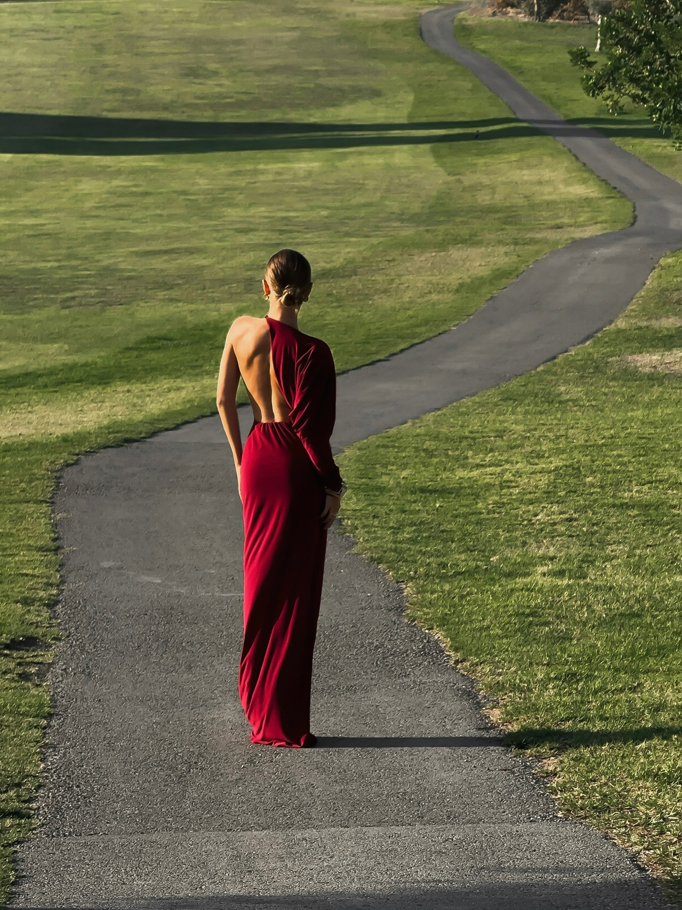 Backless One-sleeve Maxi Dress