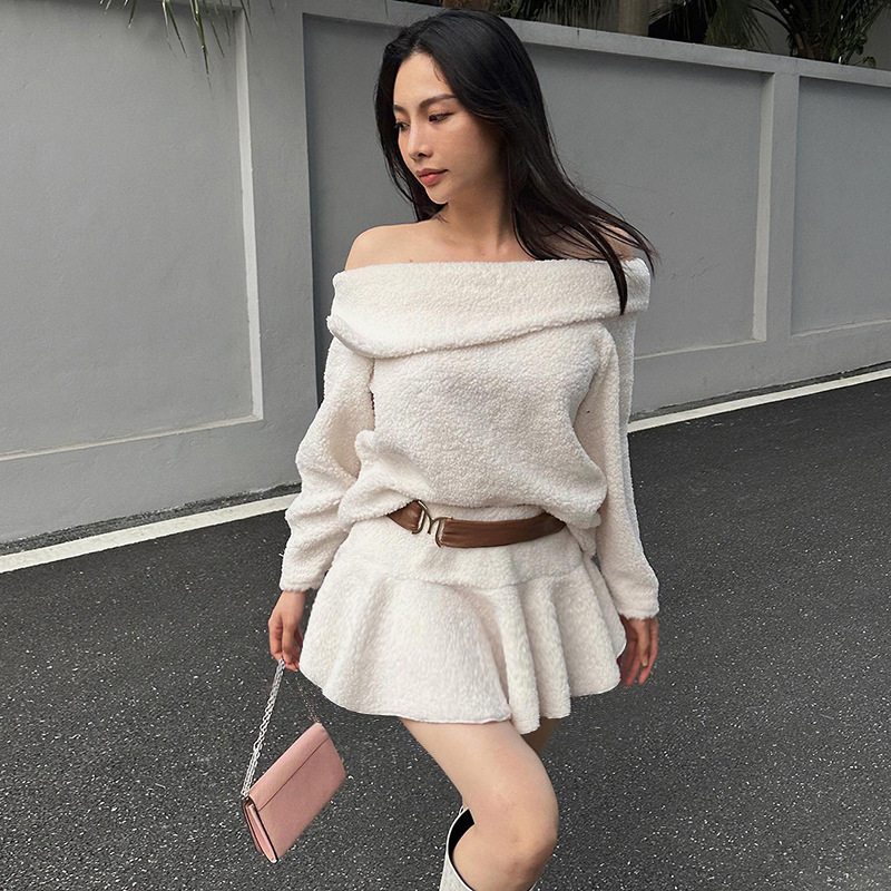 Women’s Plush Lapel Shoulder Long-sleeved Top Mid-length Dress Set