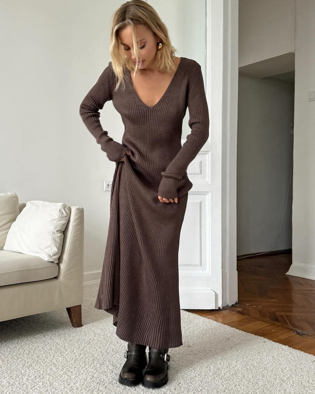 Women’s Long-sleeved Thickened V-neck Dress