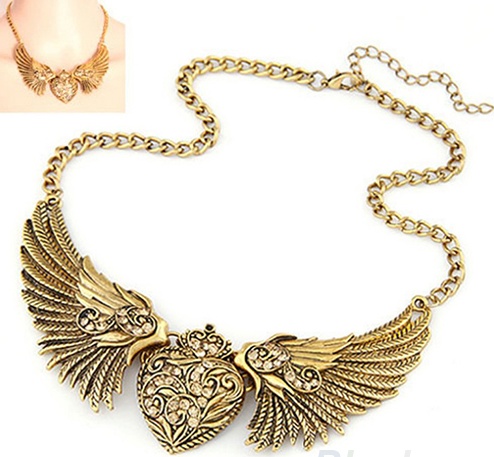 Chunky Wings Choker