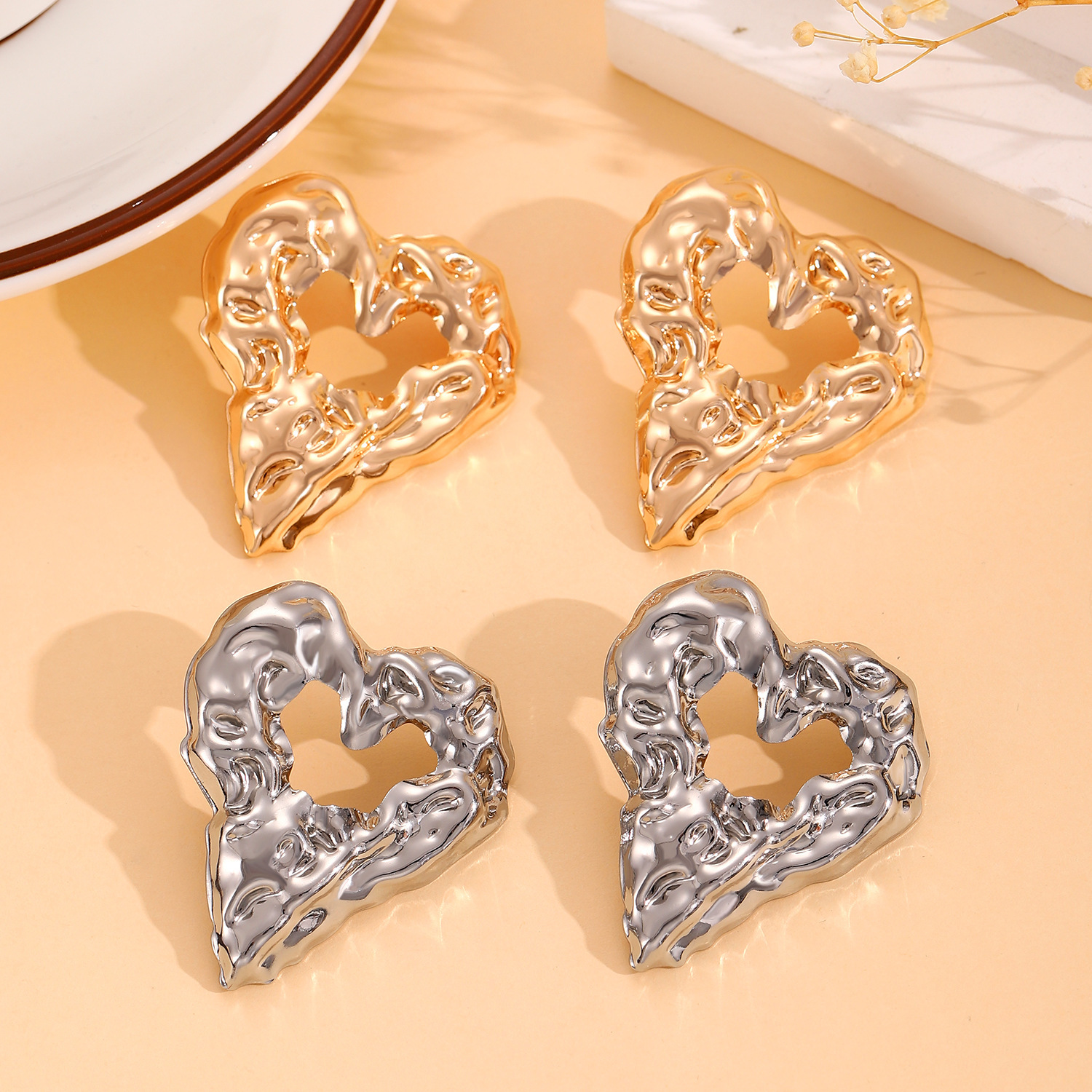 New Pleated Lava Hollow Heart-shaped Earrings Personality Exaggerated Love Earrings For Women Valentine’s Day Jewelry