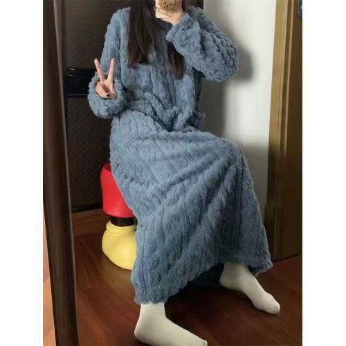 Winter Coral Fleece Sleepwear Women’s Nightgown Long Night Dress Pajamas With Pockets Thickened Jacquard Dress Warm Home Clothes